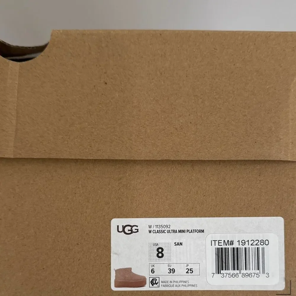 NIB UGG Women's Classic Ultra Mini Platform Size 9